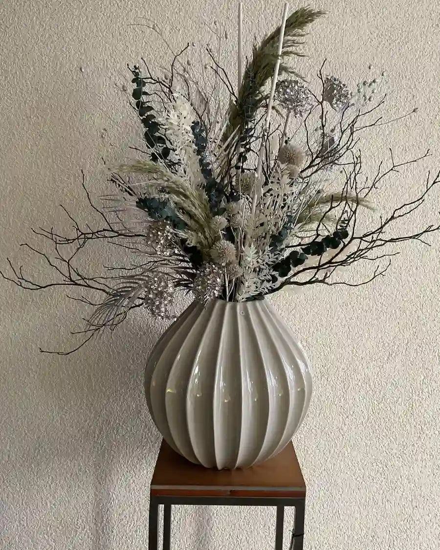 Handgemachte Blumengestecke