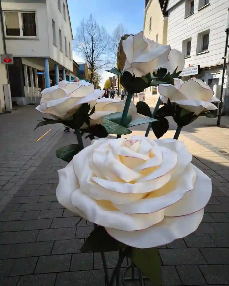 Handgemachte Schaumstoffblumen & Kunstblumen