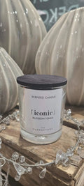 Duftkerze Iconic Blossom Tonka 40Std - Yucca Deko