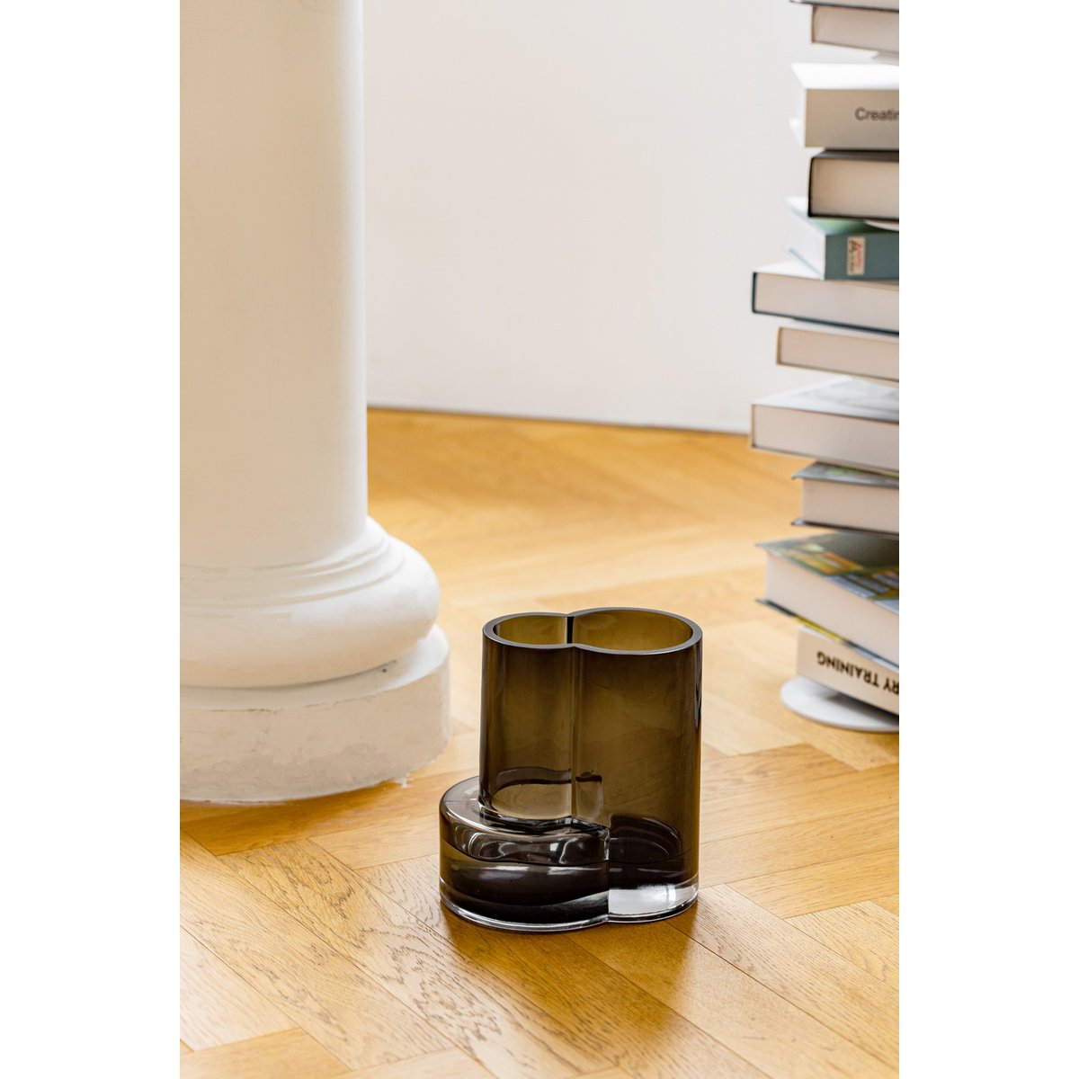 Glasvase von höchst innovativem Design mit konstruktivistischem Touch, FUSION 20 Grau - Yucca Deko