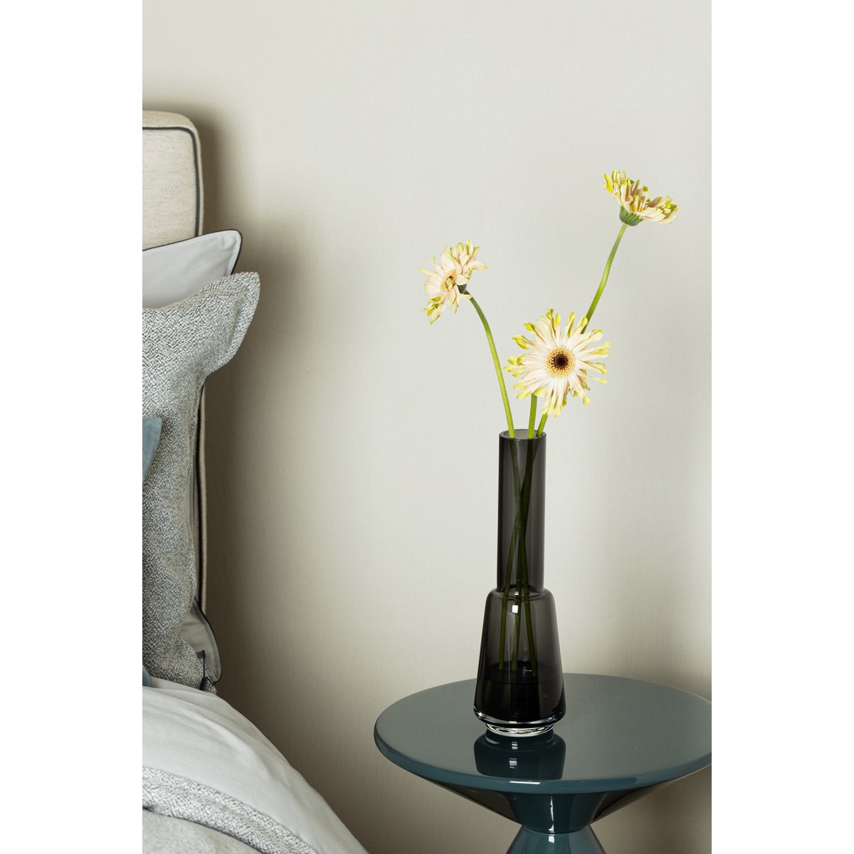 Große Vase im modernen Retro-Design, tiefgraue Farbe, TYLER14 grau - Yucca Deko