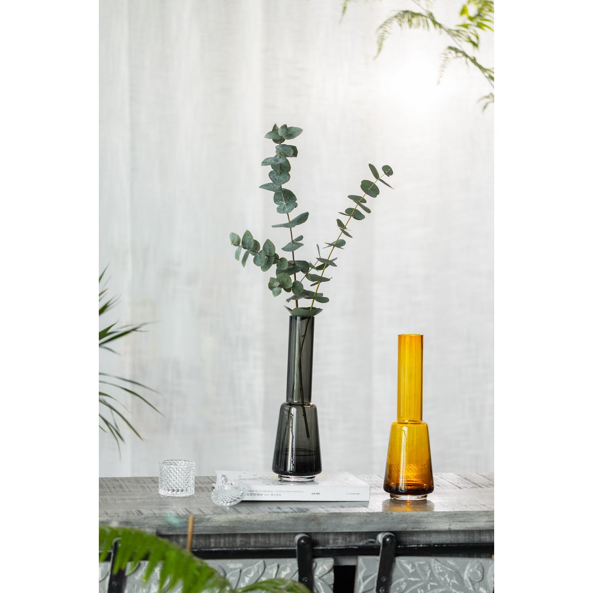 Große Vase im modernen Retro-Design, tiefgraue Farbe, TYLER14 grau - Yucca Deko