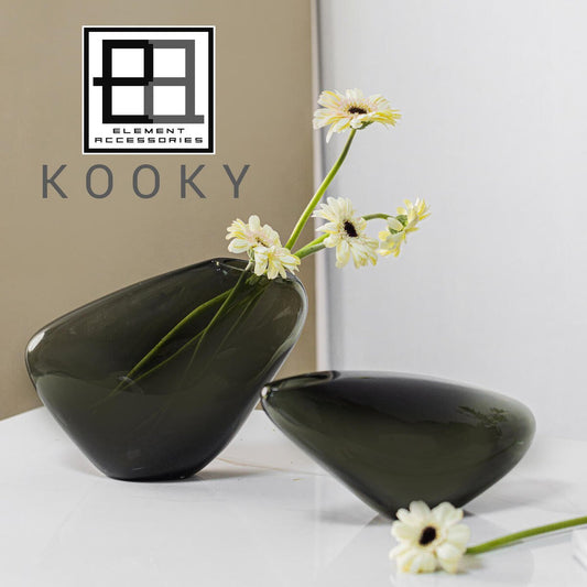 Langgestreckte Luxus-Glasvase mit innovativem organischem Design, KOOKY13GR - Yucca Deko