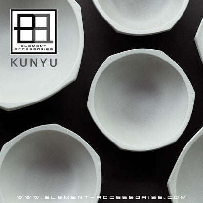 Moderne Schüssel im asiatischen Stil, hochwertiges Design und Finish, KUNYU22WH - Yucca Deko