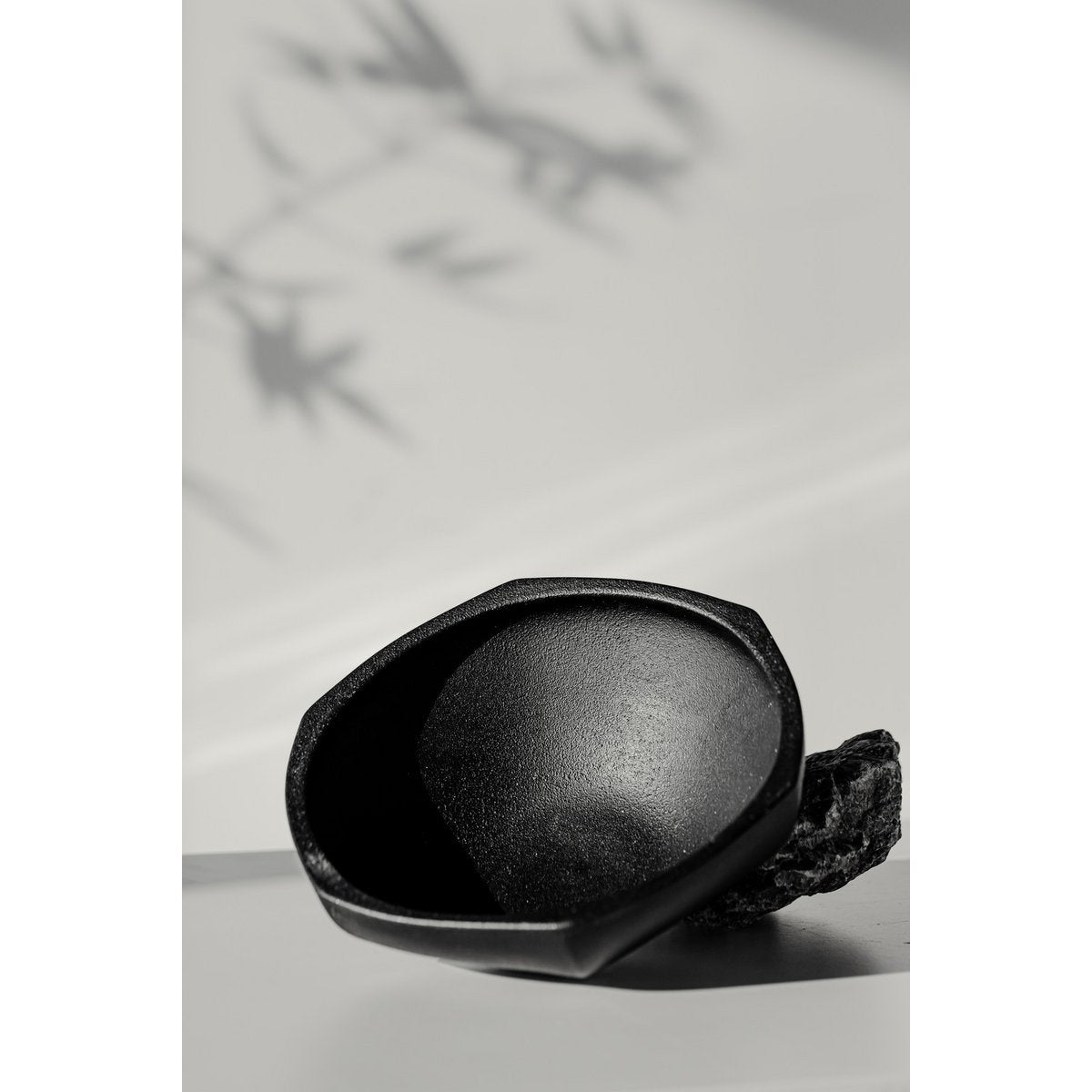 Moderne Schüssel im asiatischen Stil, hochwertiges Design und Finish, KUNYU22ZW - Yucca Deko