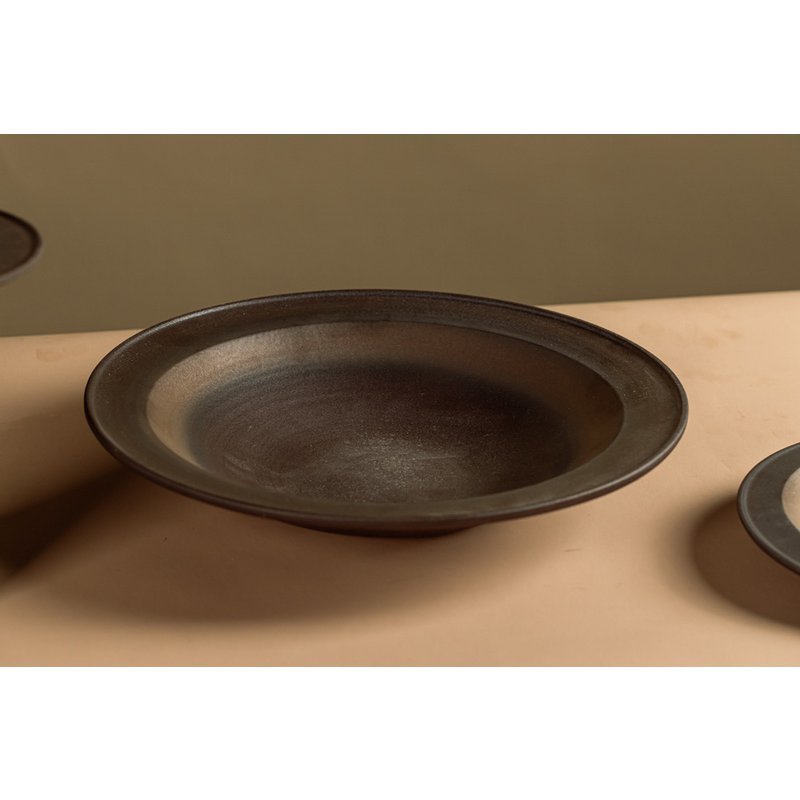 Neue moderne große flache Keramikschale East+West, ULF06BB - Yucca Deko