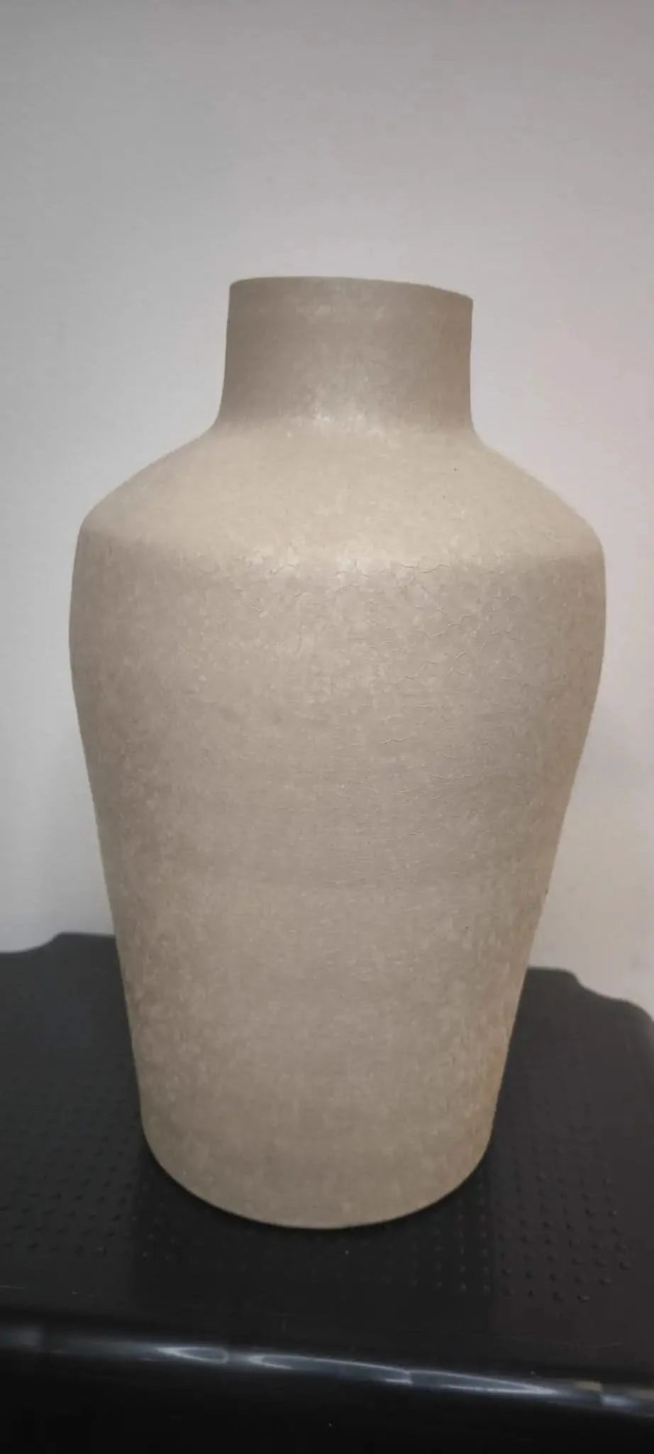 Vase Aluminim Present Time Beige 30x18cm - Yucca Deko