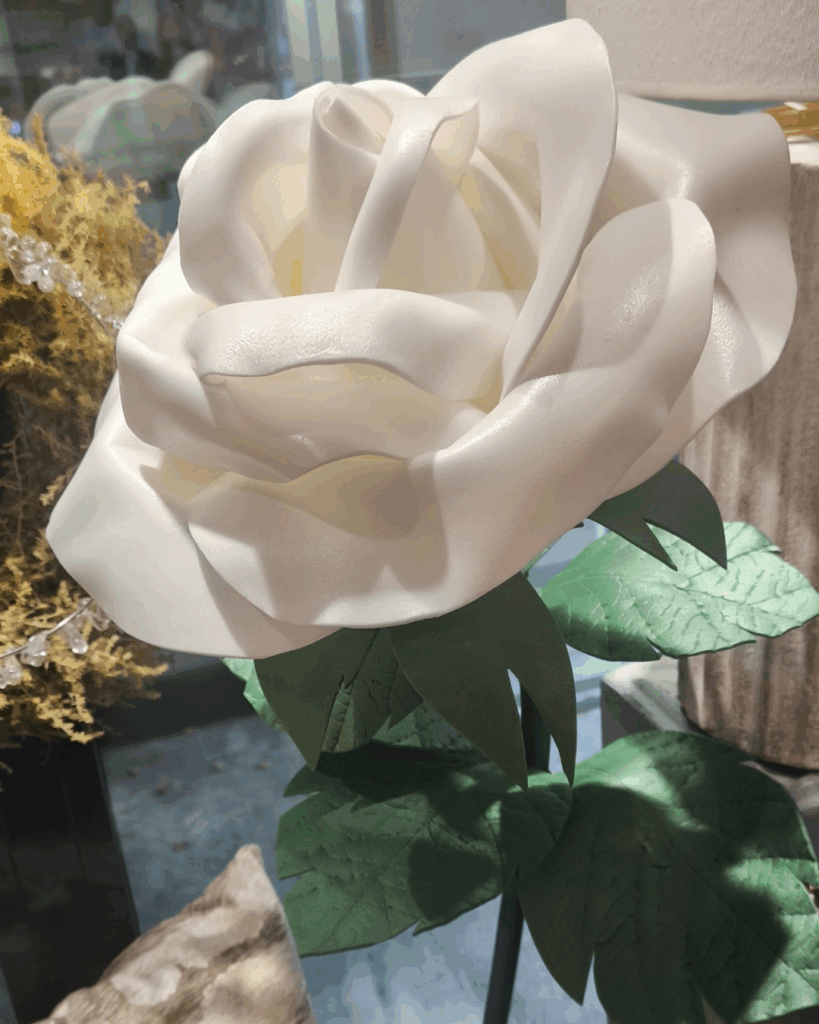 Schaumstoffblume Rose Weiß