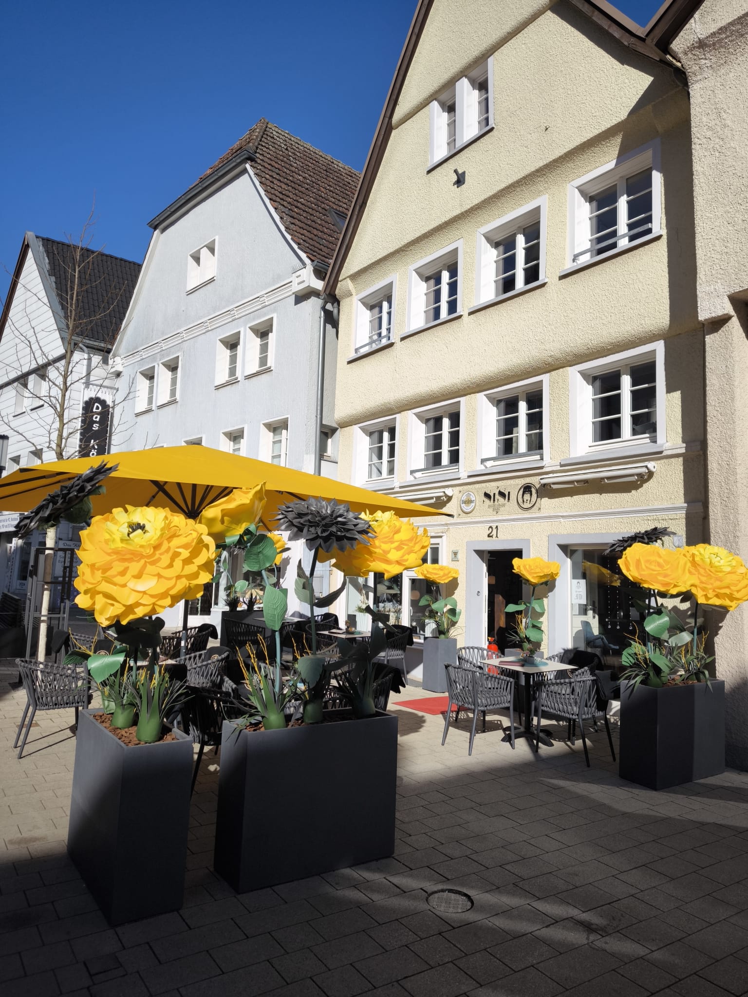 WhatsApp Image 2025-10-15 at 22.12.52 (3)