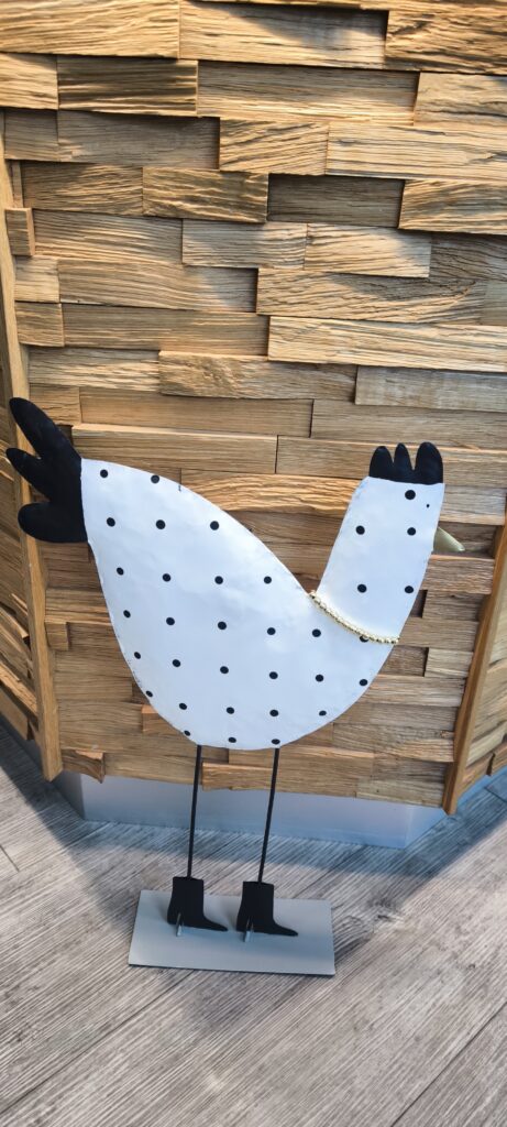 Huhn aus Metal weiß mit Tupfen gestreift 50 cm