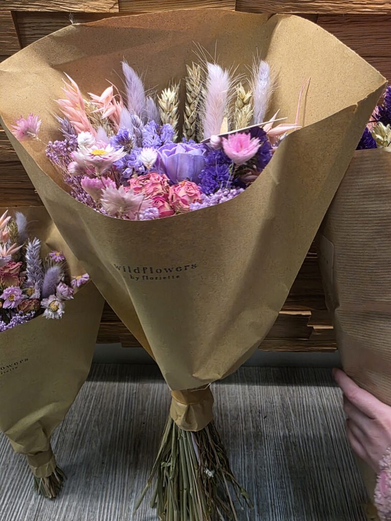 Trockenblumenstrauß Feldstrauß Elegant mittel 50cm lila/rosa